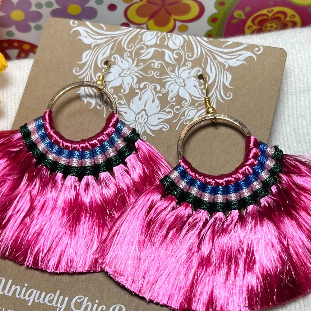 Med Fan Tassel Earrings Pink Hoops Smooth Shiny Silky Fringe Drop Dangles NWT - Picture 2 of 4